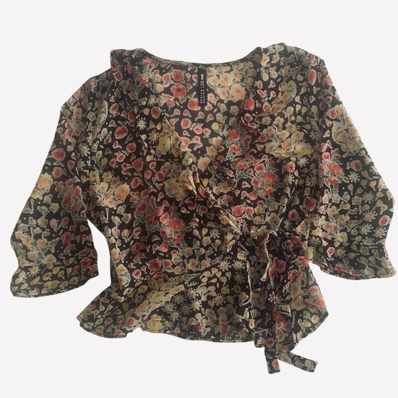 Design Lab Lord and Taylor Floral 3/4 bell sleeve Cropped Top - Picture 1 of 8